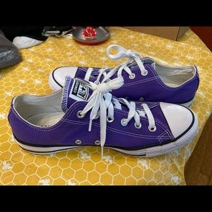 Converse Chuck Taylor All Star Lo Sneaker - Purple